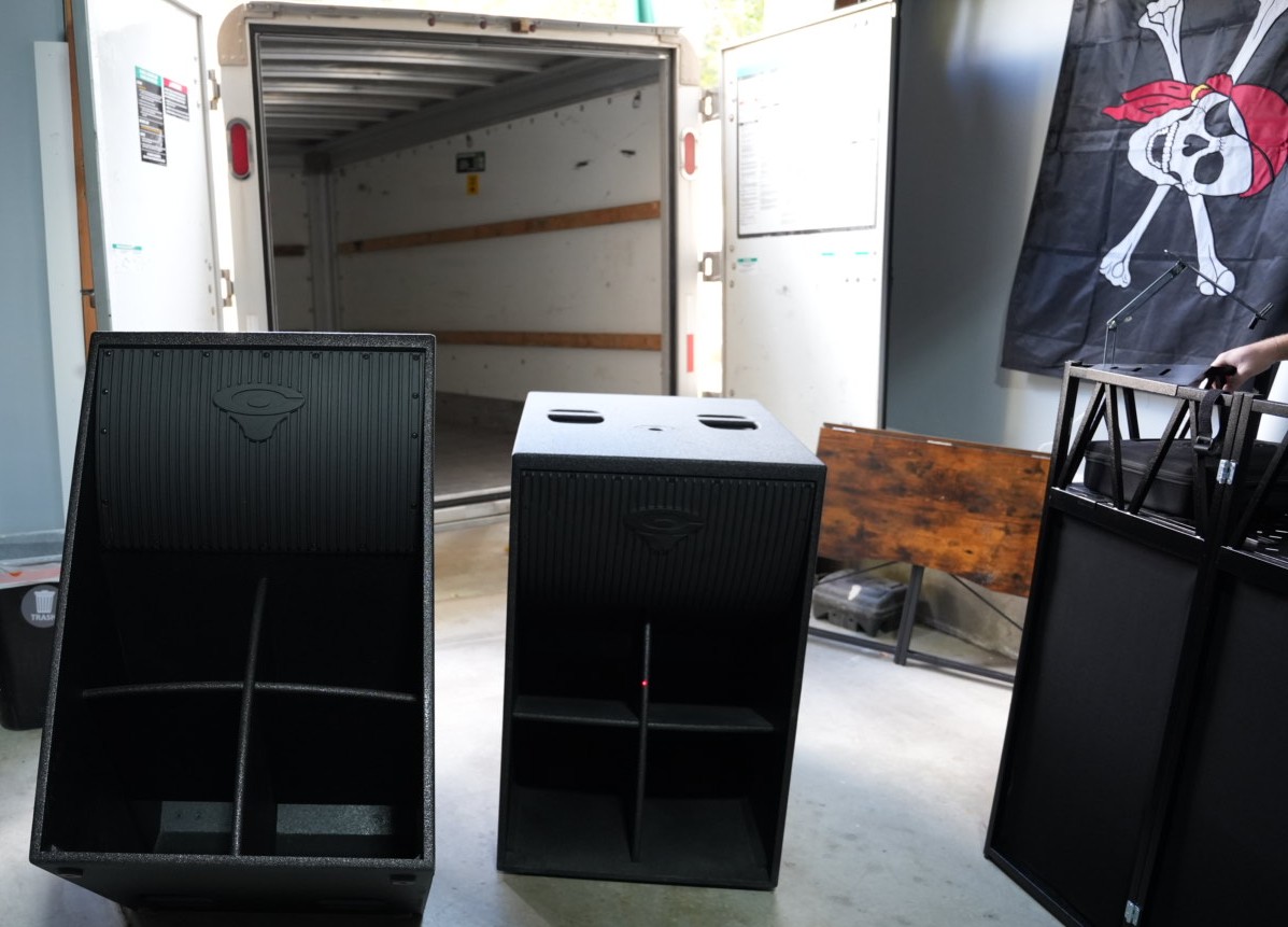 Cerwin Vega EL-36DP 18-inch Powered Folded Horn Subwoofer